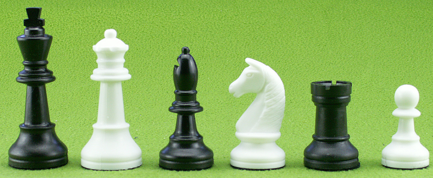 Figuren-Kunststoff-schwarz-weiss Schachfiguren Kunststoff schwarz/weiß, Königshöhe 93 mm