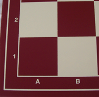 Schachplane aus Kunststoff, Feldgröße 55 mm, rot/weiß mit Randbeschriftung, klappbar