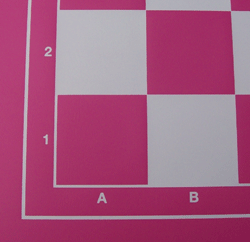 Schachplane aus Kunststoff, Feldgröße 55 mm, pink/weiß mit Randbeschriftung, klappbar