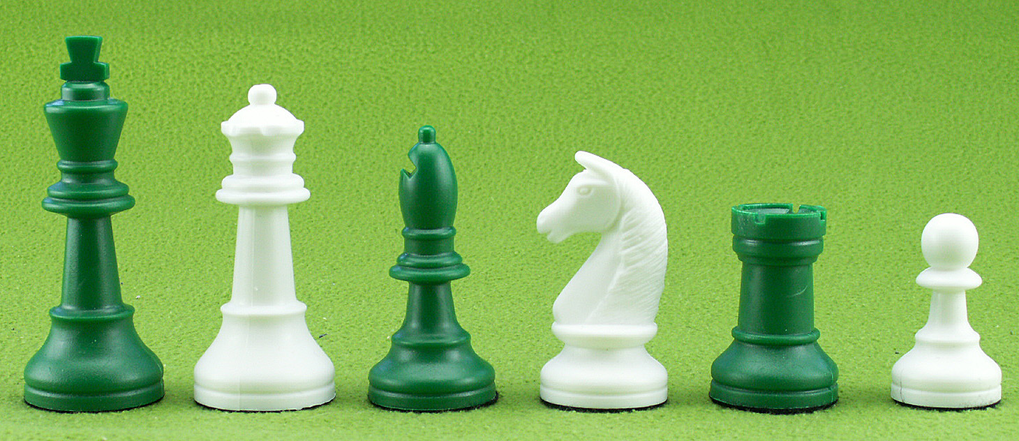 Figuren-gr-n-weiss Schachfiguren Kunststoff grün/weiß, Königshöhe 93 mm
